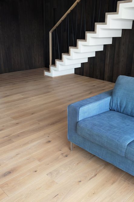 Hovedbilde Heltre Lamellplank Wilbergs - Eik Icecream Shop 16x250x1400-2900mm